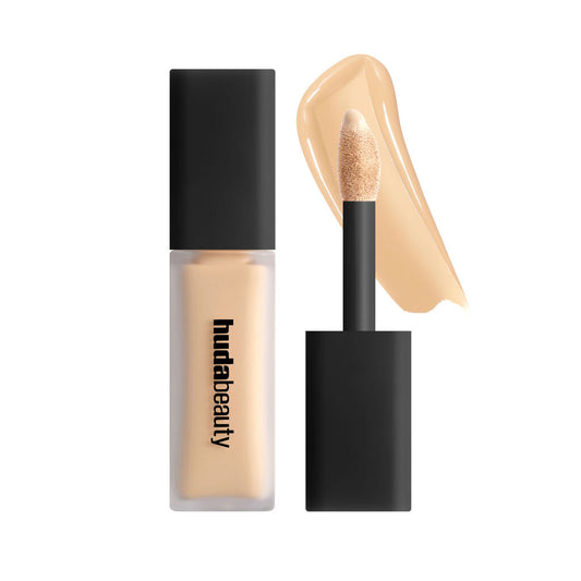 Huda Beauty Faux Filter concealer