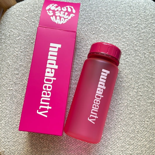 Huda Beauty Water Bottle 550ml